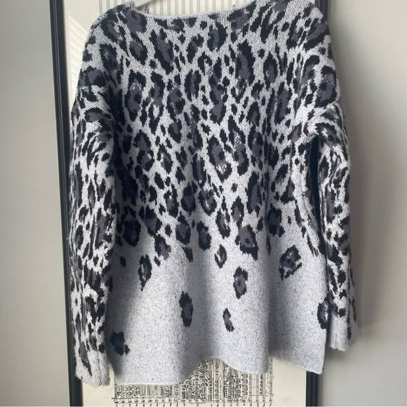 Oversized leopard print sweater - Picture 3 of 6